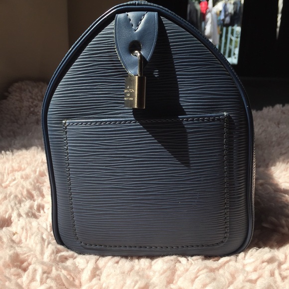 Louis Vuitton Blue epi speedy 30 Silver Hardware - Picture 4 of 8